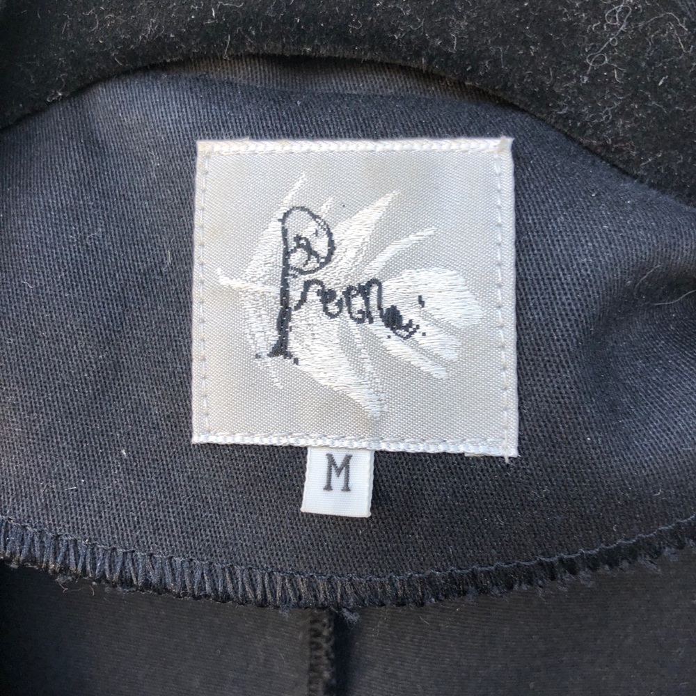 Black Jacket - Picture 4 of 5